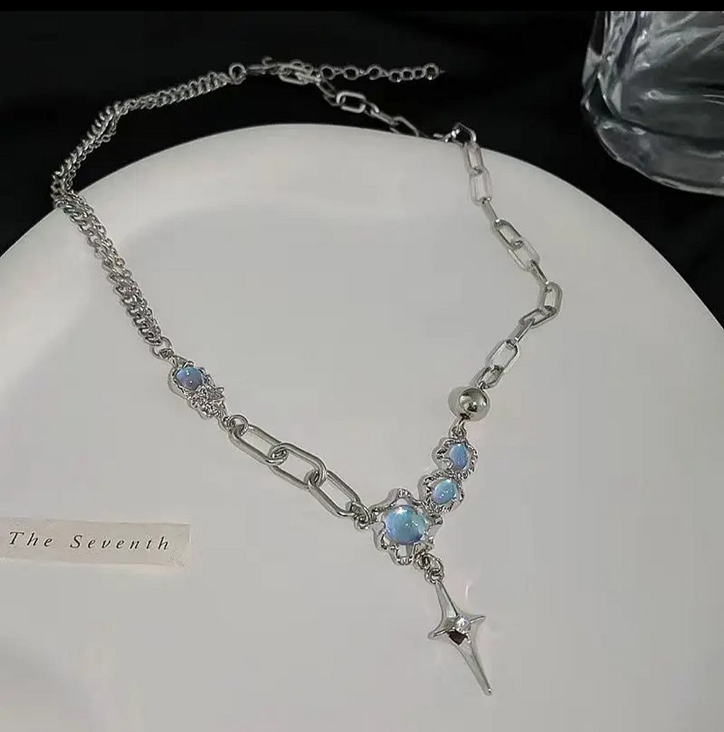 Moonstone Studded Chain Necklace