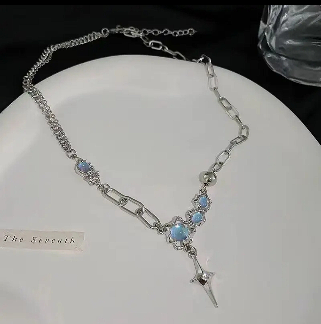 Moonstone Studded Chain Necklace