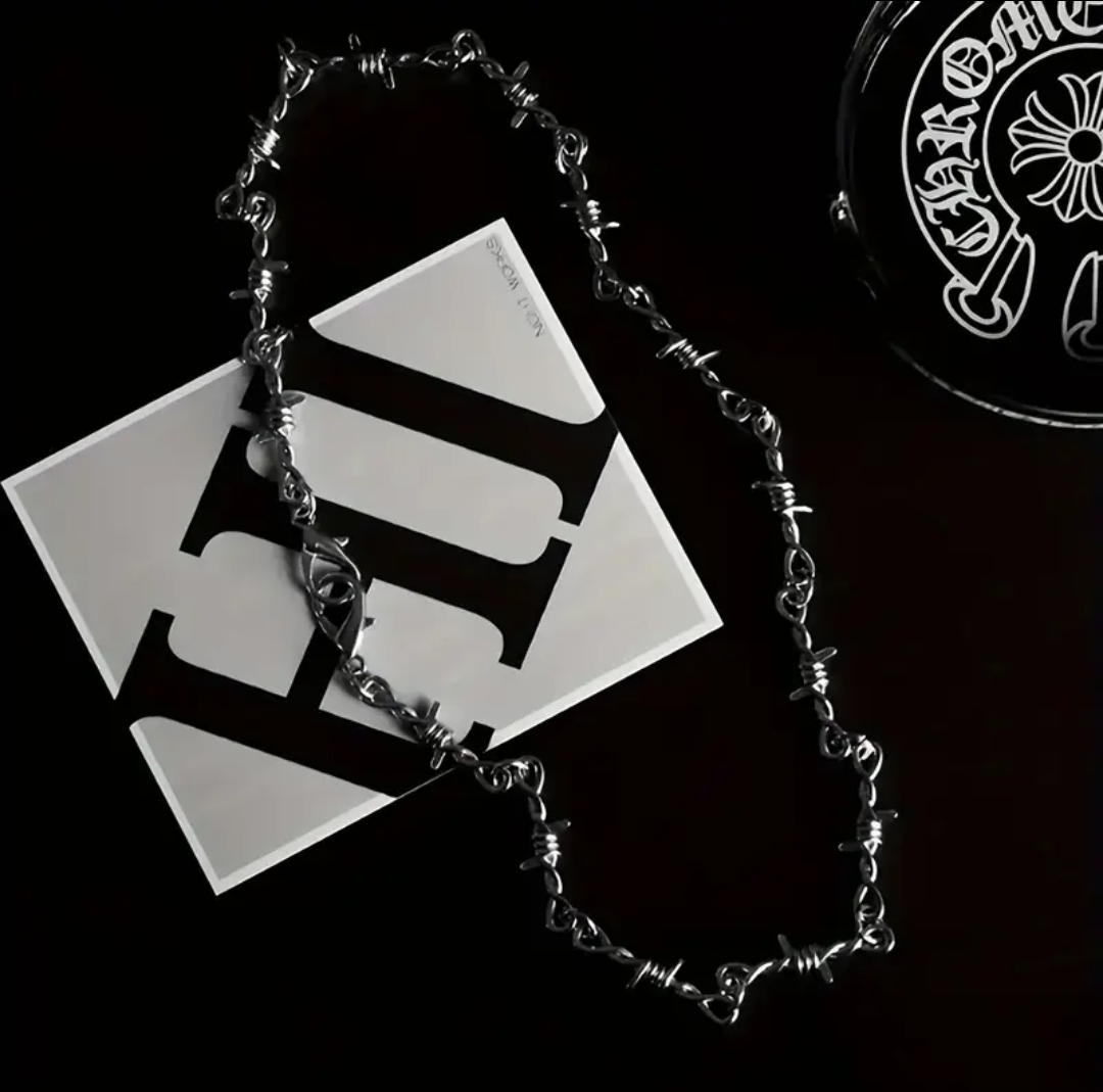 Barbed Iron Necklace And Bracelet Sets