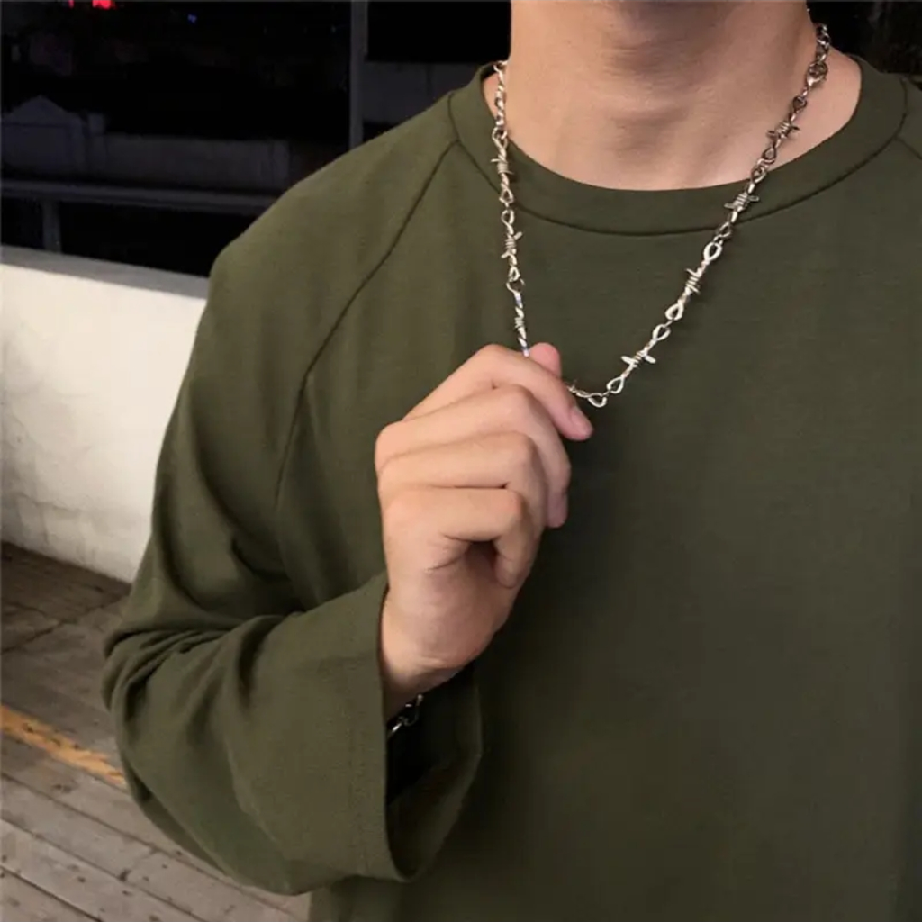 Barbed Iron Necklace And Bracelet Sets