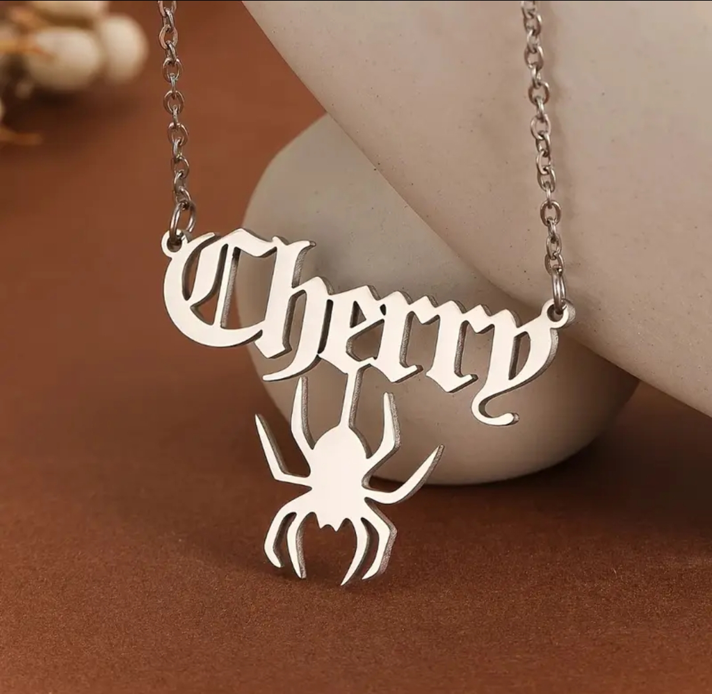 Dangled spider stainless steel necklace- Personalize