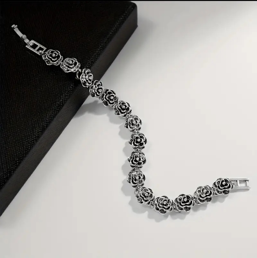 Rose Necklace and Bracelet Set