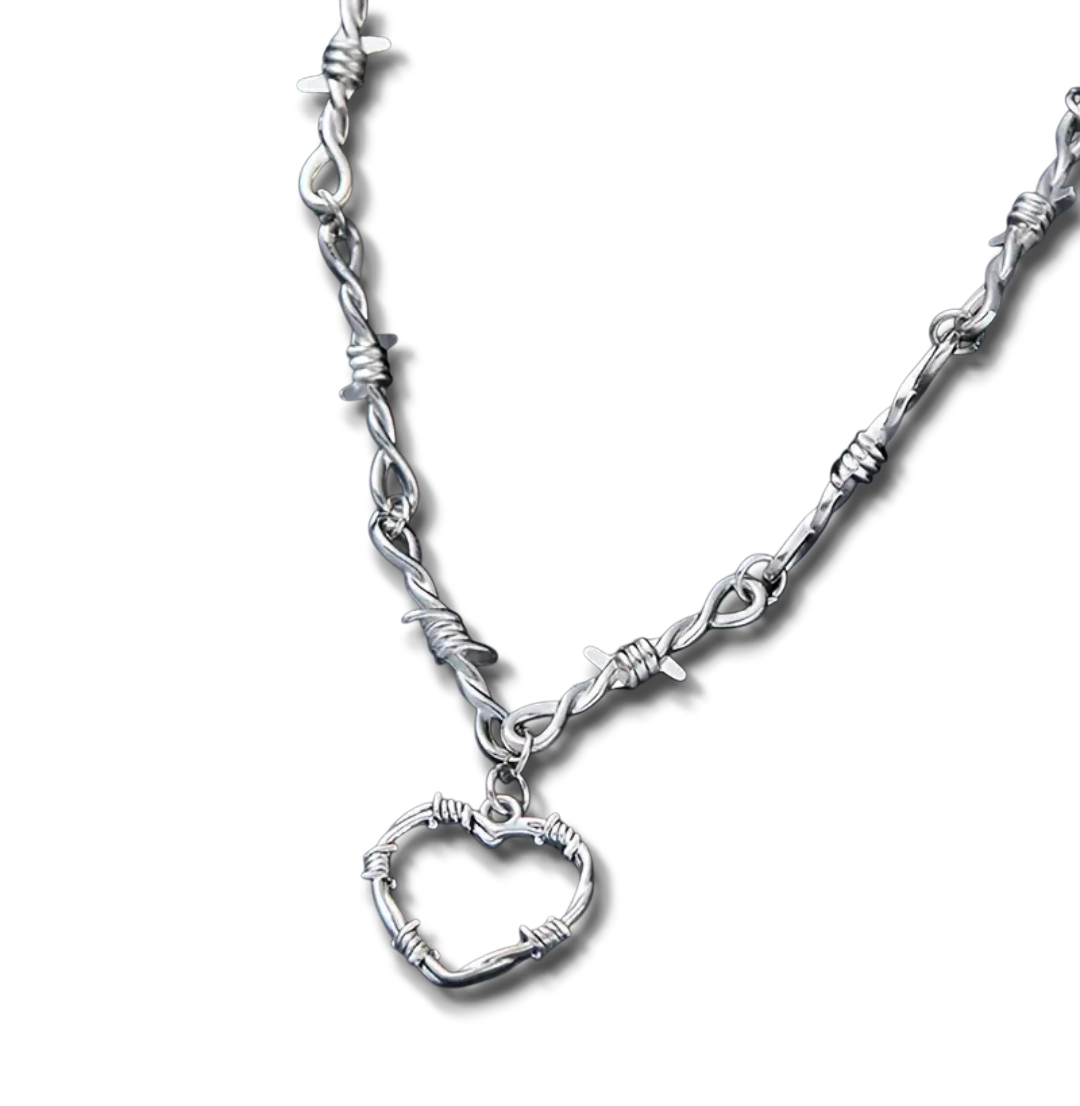 Velvet Thorns Necklace